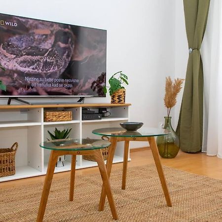 Brand New City Center Apartment Nostalgija スプリト エクステリア 写真